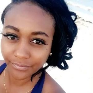 Meet your Posher, Gabrielle
